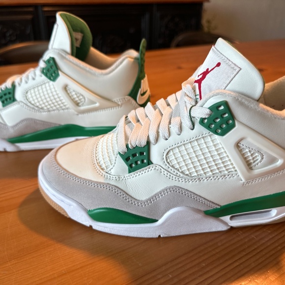 Air Jordan 4 Retro SP - Picture 2 of 6